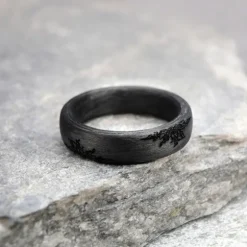 Anillo Carbono Negro con 4 Eguzkilores