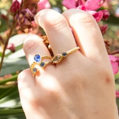 Anillo Plata Dorada Navette y Zafiros