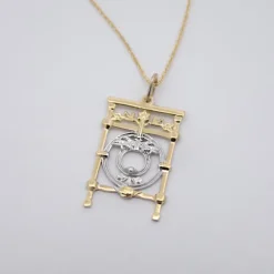 Colgante Barandilla de La Concha Oro Bicolor 22mm