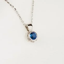 Colgante Distira Plata y Cristal Azul