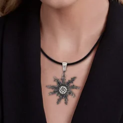 Colgante Eguzkilore Plata Envejecida 37mm