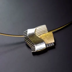 Colgante Gure Guggen de Plata y Lámina de Oro