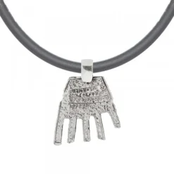 Colgante Mano Irulegi Plata 30mm y Cordón