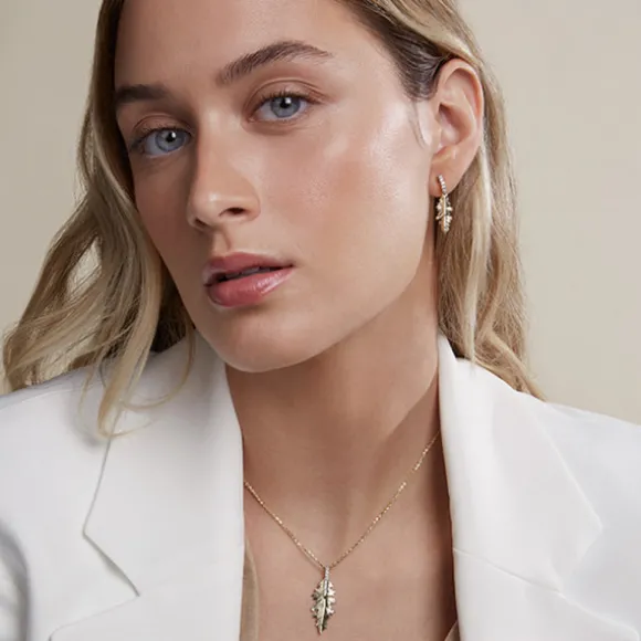 Colgante Mari Mini Plata Dorada y Circonitas