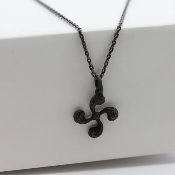 Colgante Mini Lauburu de Plata 17mm