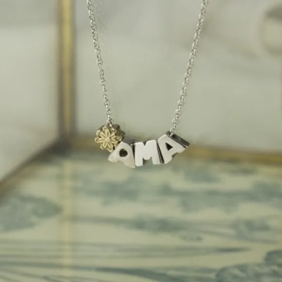 Gargantilla Ama Iniciales Plata con Motivo a Elegir