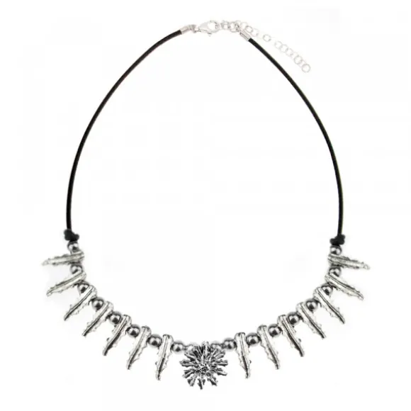 Gargantilla Mari en Brillo Oxidado con motivo Eguzkilore