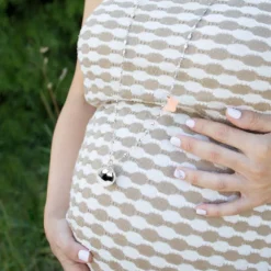 Llamador de Ángeles Bola Plateada y Mariposa Rosa