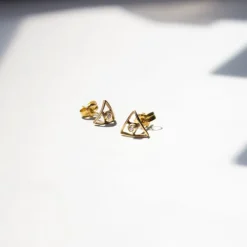 Mini Trepador Oro Triángulo y Circonita