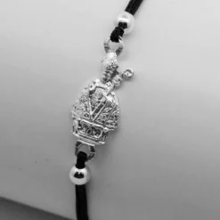 Pulsera San Fermín de Plata con Hilo Negro